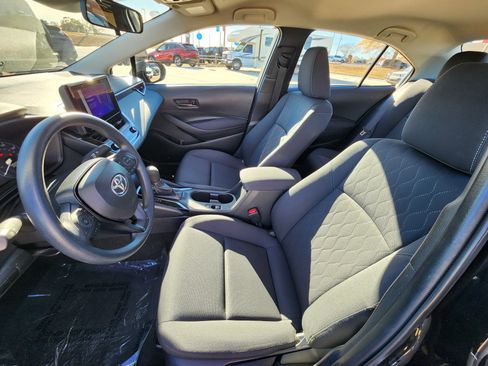 Used 2024 Toyota Corolla LE image 16