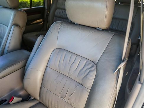Used 2000 Lexus LX 470 4WD image 26