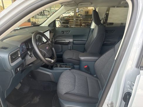 New 2025 Ford Maverick XLT w/ XLT Luxury Package image 8