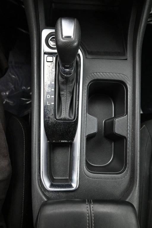 Certified 2024 Nissan Sentra SV FWD image 25