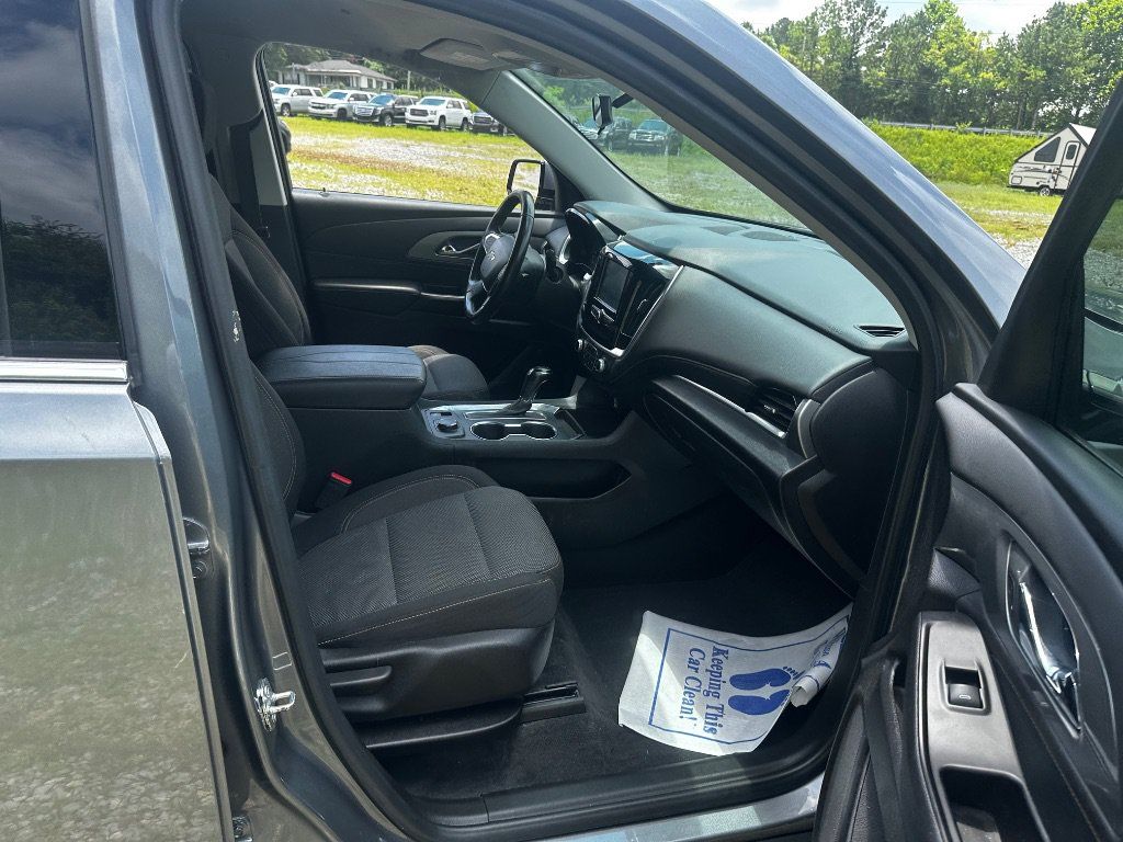 Used 2019 Chevrolet Traverse LT FWD image 28