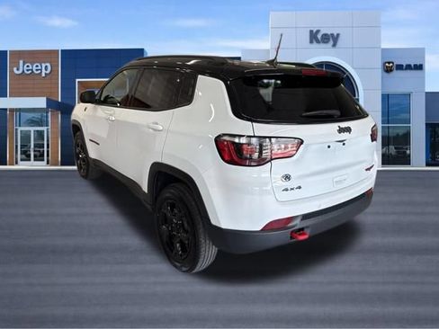 Used 2024 Jeep Compass Trailhawk AWD/4WD image 3