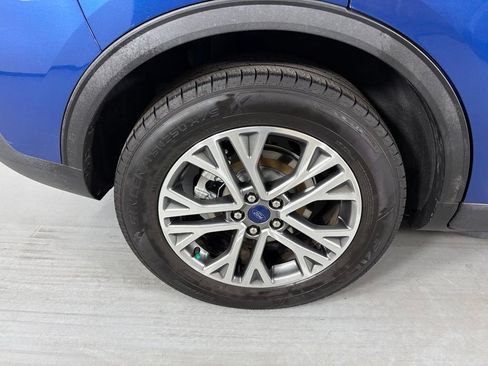 Used 2022 Ford Escape SEL FWD image 11