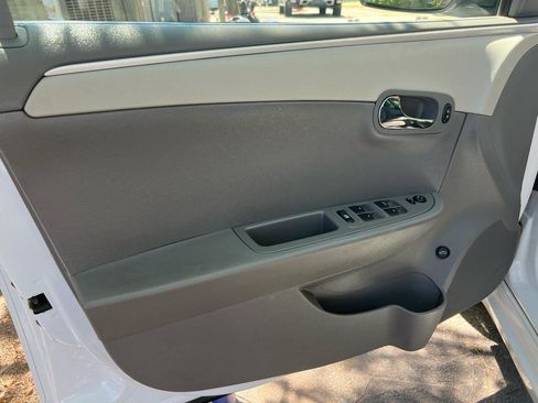 Used 2012 Chevrolet Malibu LS w/ LS Uplevel Package image 11