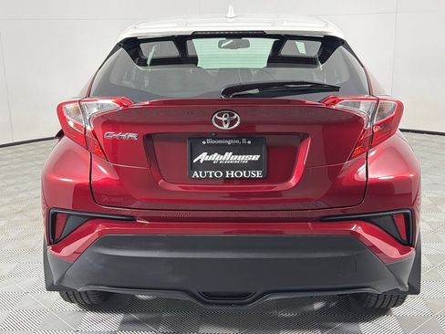 Used 2018 Toyota C-HR XLE image 5