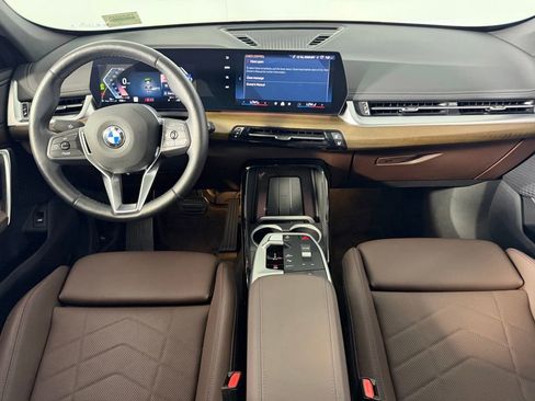 Used 2025 BMW X1 xDrive28i w/ Convenience Package AWD/4WD image 13