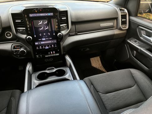 Used 2025 RAM 1500 Big Horn AWD/4WD image 21