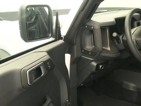 New 2026 Ford Bronco 4-Door AWD/4WD image 13