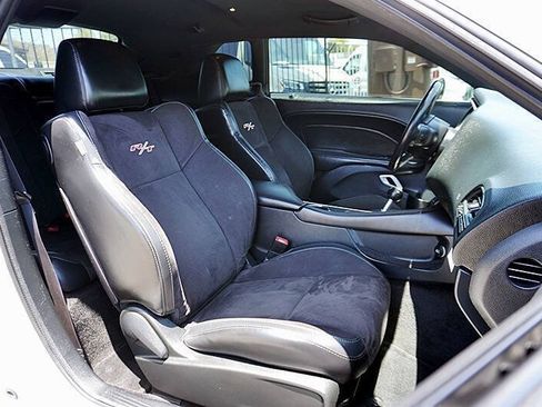 Used 2015 Dodge Challenger R/T Scat Pack w/ Scat Pack Appearance Package RWD image 13