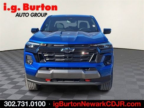 Used 2024 Chevrolet Colorado Z71 w/ Z71 Convenience Package 2 image 2