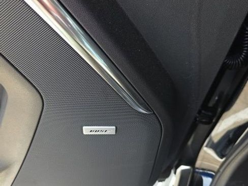 Used 2025 Chevrolet Tahoe High Country image 11