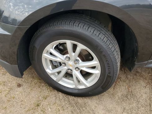 Used 2017 Chevrolet Equinox LT w/ Convenience Package FWD image 5