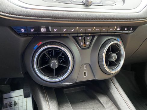 Used 2022 Chevrolet Blazer Premier w/ Enhanced Convenience Package image 28