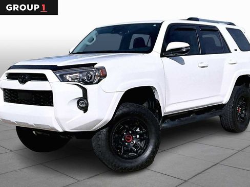 Used 2024 Toyota 4Runner SR5 Premium image 1