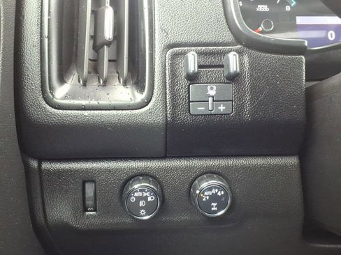 Used 2020 Chevrolet Colorado LT w/ LT Convenience Package image 23