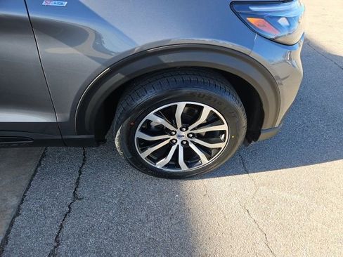 Used 2025 Ford Explorer ST-Line image 9