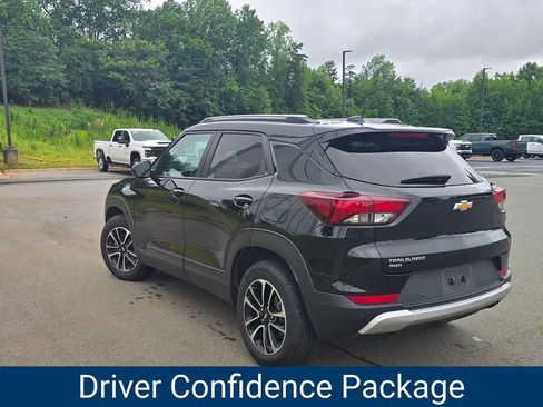 Certified 2024 Chevrolet TrailBlazer LT w/ Convenience Package AWD/4WD image 5