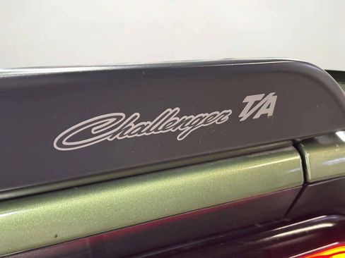 Used 2020 Dodge Challenger R/T Scat Pack w/ T/A Package RWD image 5