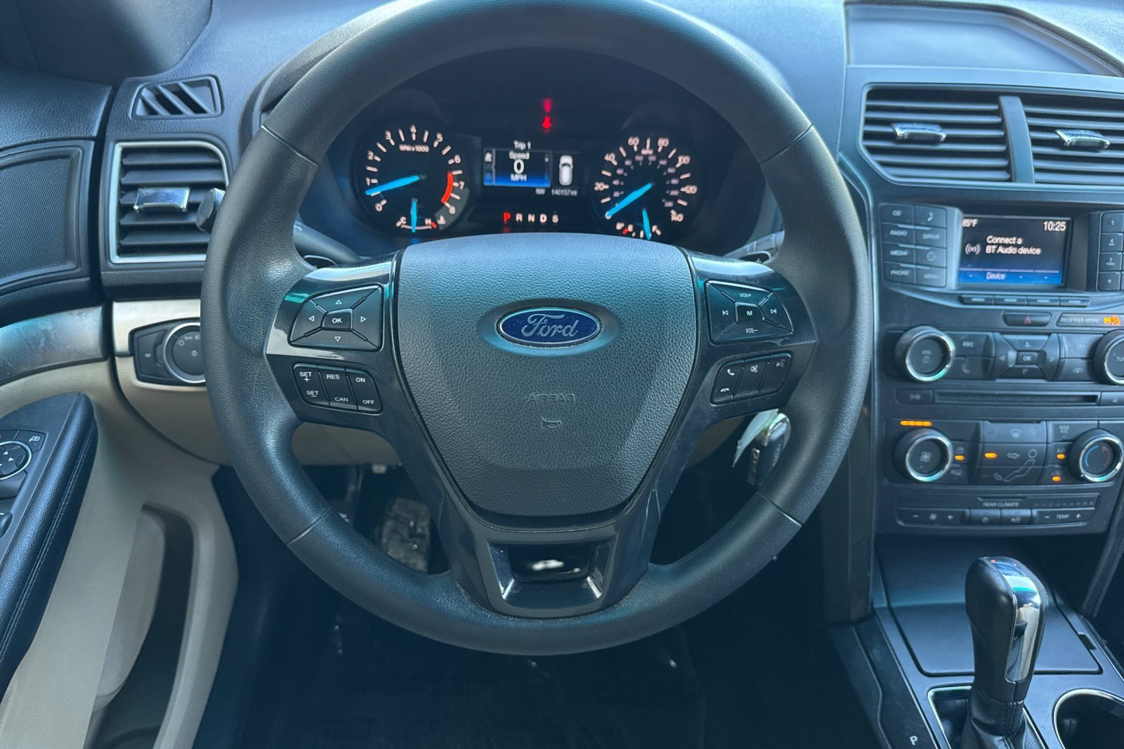 Used 2016 Ford Explorer FWD image 30