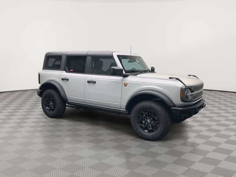 New 2026 Ford Bronco Badlands AWD/4WD image 36