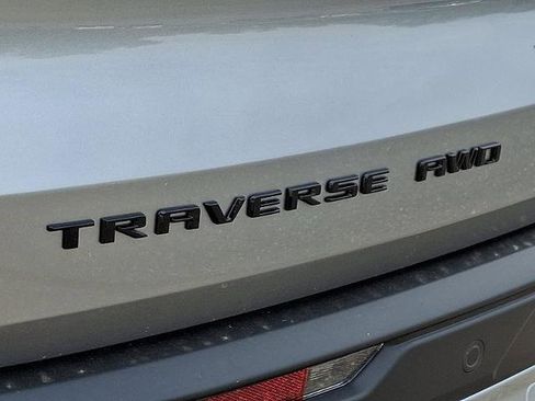 New 2026 Chevrolet Traverse Z71 w/ Enhanced Driving Package AWD/4WD image 13