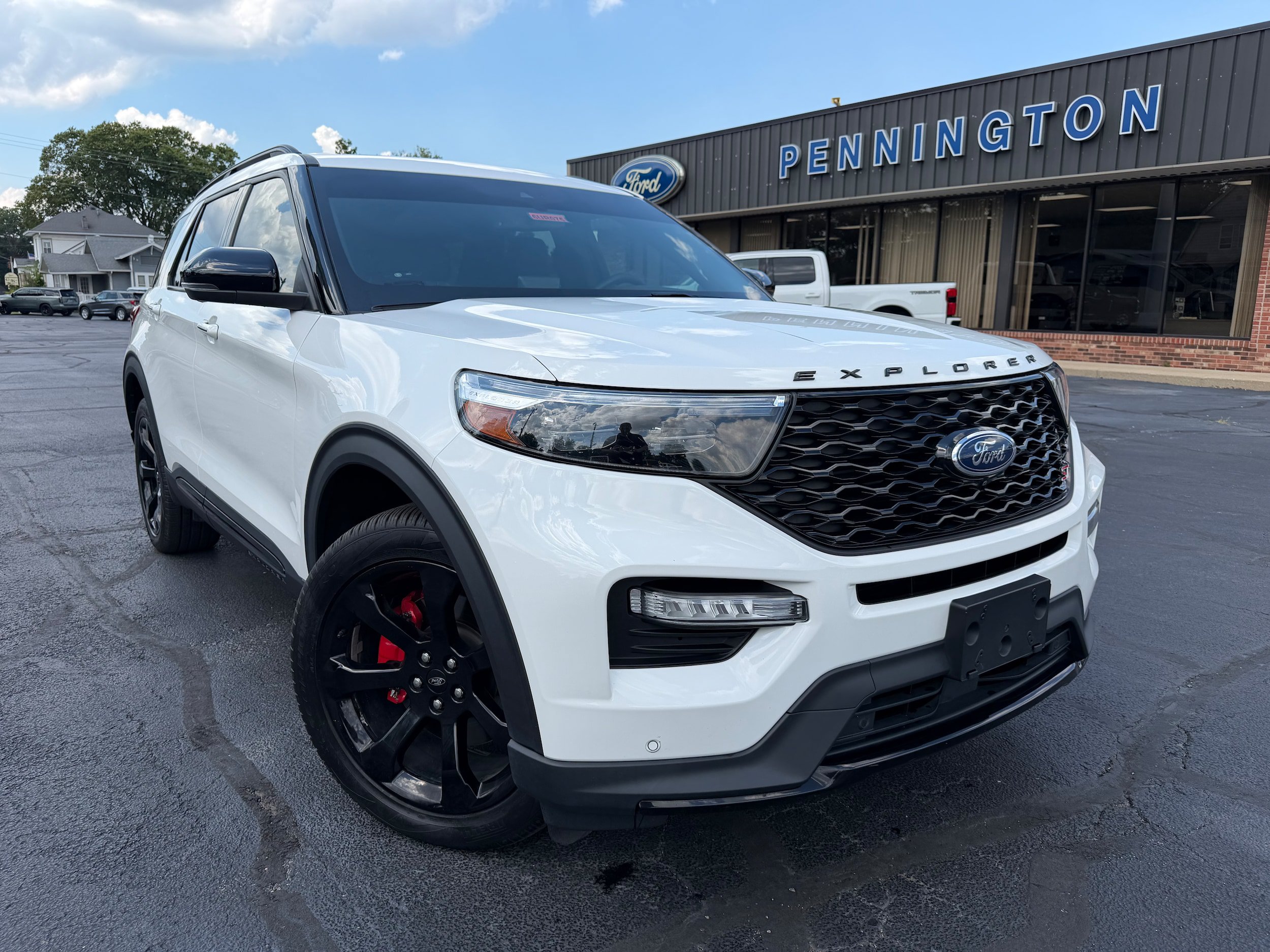 Used 2023 Ford Explorer ST w/ Equipment Group 401A AWD/4WD image 1
