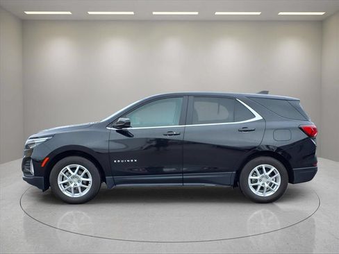 Used 2023 Chevrolet Equinox LT FWD image 4