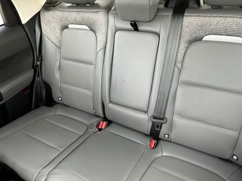 Used 2025 Ford Bronco Sport Badlands image 14