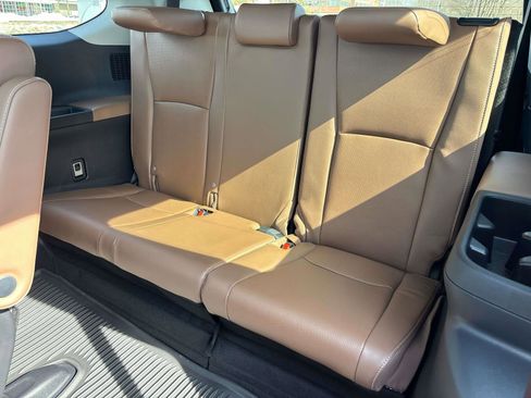 New 2026 Toyota Grand Highlander Platinum AWD/4WD image 7
