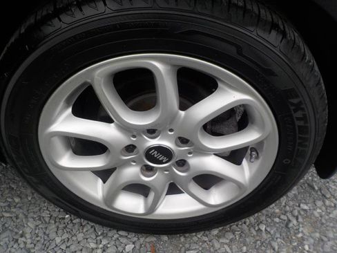 Used 2015 MINI Cooper S image 26