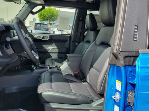 New 2026 Ford Bronco Badlands AWD/4WD image 10