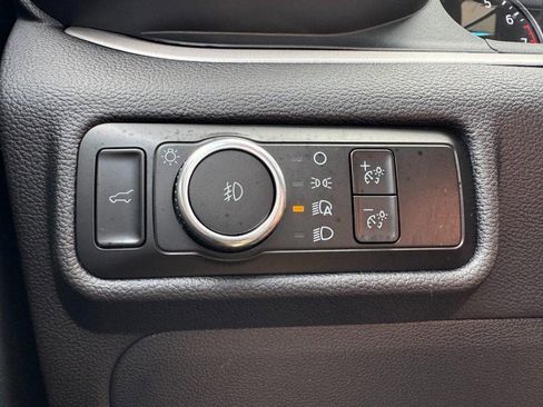 Used 2023 Ford Explorer XLT w/ Equipment Group 202A image 22