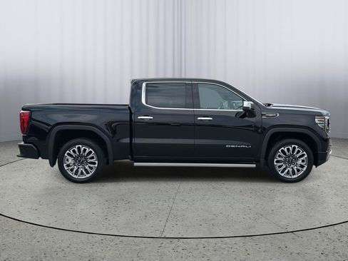 Used 2024 GMC Sierra 1500 Denali Ultimate AWD/4WD image 6