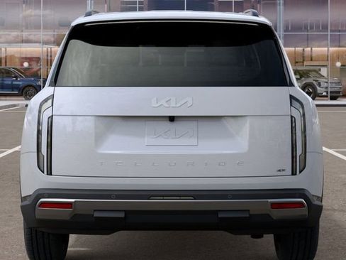 New 2027 Kia Telluride S image 13