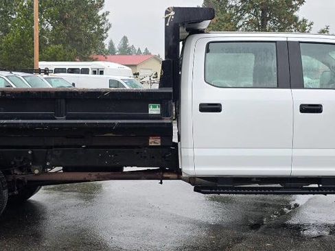 Used 2022 Ford F550 4x4 Crew Cab Super Duty image 5