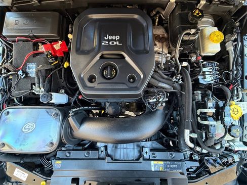 Used 2021 Jeep Wrangler Unlimited Sport image 9