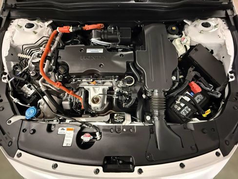Used 2021 Honda Accord EX image 26