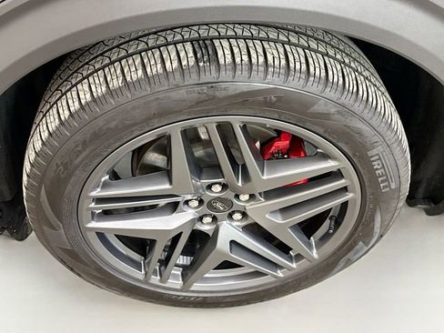 Used 2025 Ford Explorer ST AWD/4WD image 33