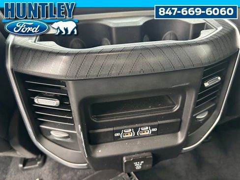 Used 2025 RAM 1500 Big Horn AWD/4WD image 12