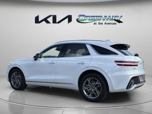 Used 2025 Genesis GV70 2.5T w/ Advanced Package AWD/4WD image 4