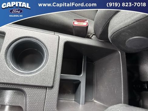 Used 2010 Toyota FJ Cruiser 4WD image 30
