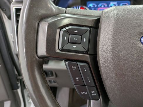 Used 2021 Ford Expedition Max Limited image 16