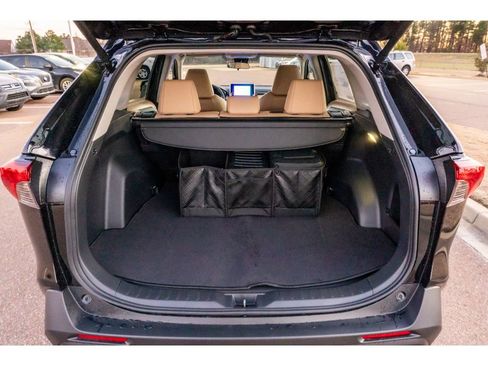 New 2025 Toyota RAV4 XLE Premium image 15