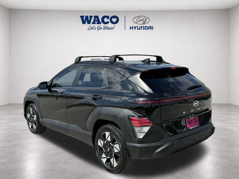 Used 2025 Hyundai Kona SEL FWD image 7