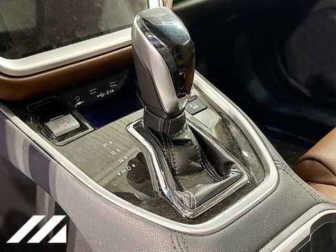 Used 2020 Subaru Outback Touring XT AWD/4WD image 20