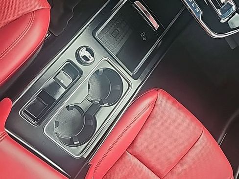 Used 2025 Lincoln Corsair Grand Touring w/ Equipment Group 301A AWD/4WD image 19