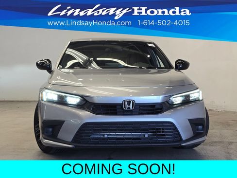 Used 2023 Honda Civic Sport image 2