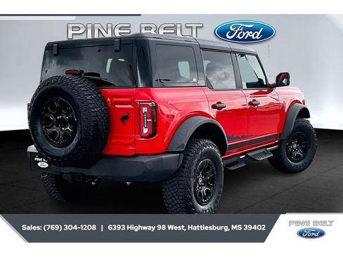 Used 2024 Ford Bronco Wildtrak AWD/4WD image 10