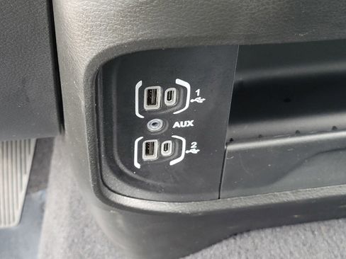 Used 2024 RAM 2500 Big Horn w/ Bed Utility Group image 25