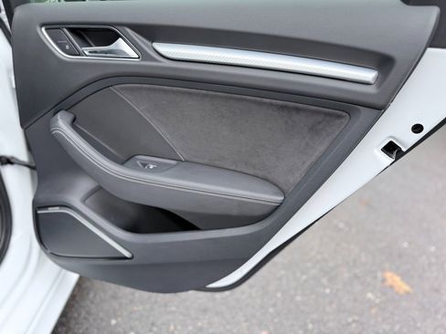 Used 2018 Audi RS 3 image 38